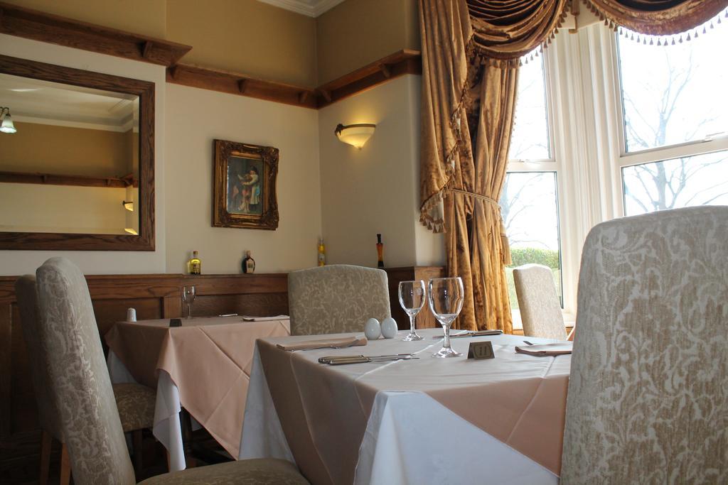 Longview Hotel Knutsford Bagian luar foto