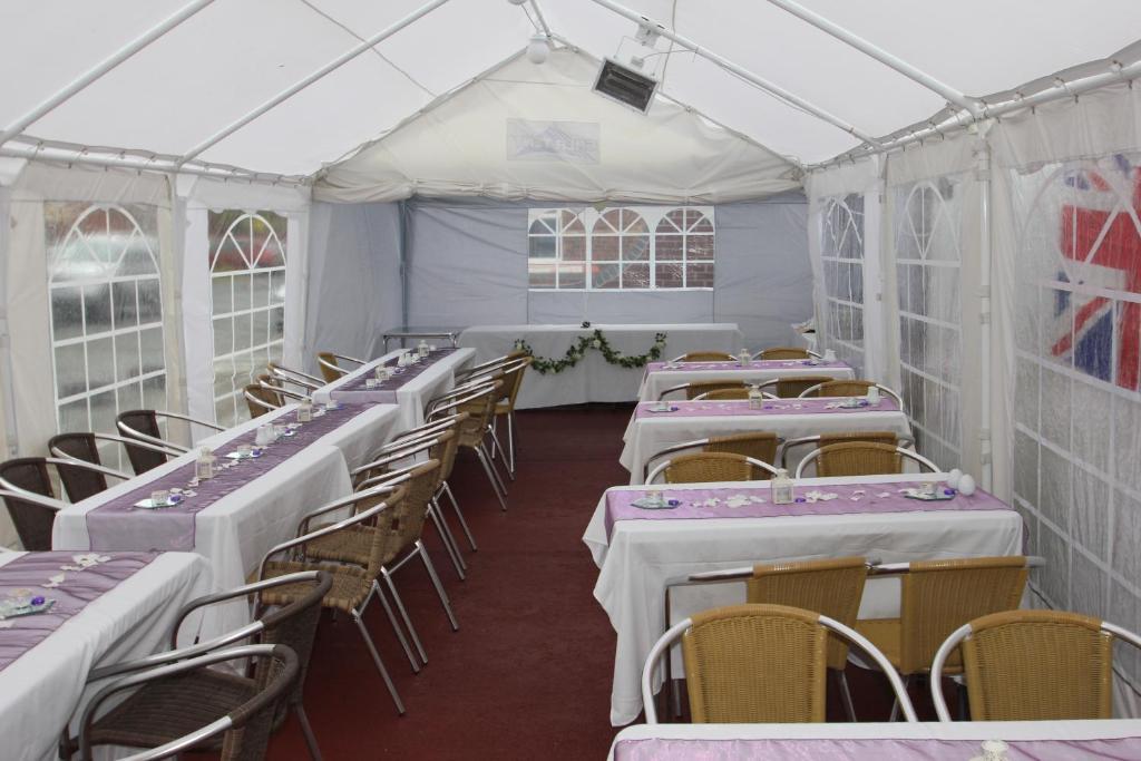 Longview Hotel Knutsford Bagian luar foto