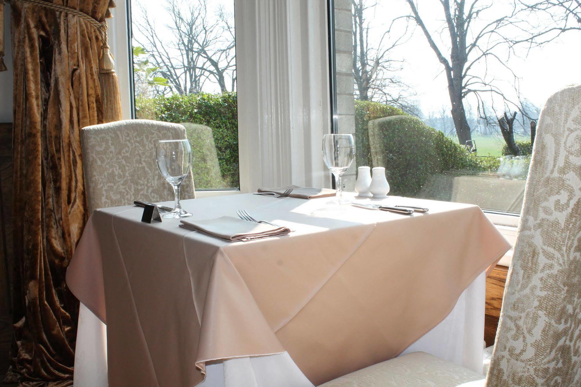 Longview Hotel Knutsford Bagian luar foto